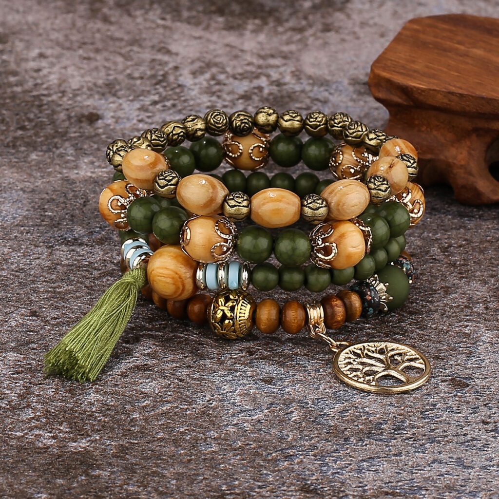 Bracelet en bois ensemble arbre de vie vert