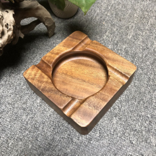 Cendrier en bois moderne