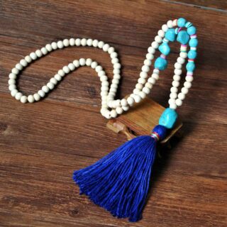 Collier en bois bohème bleu