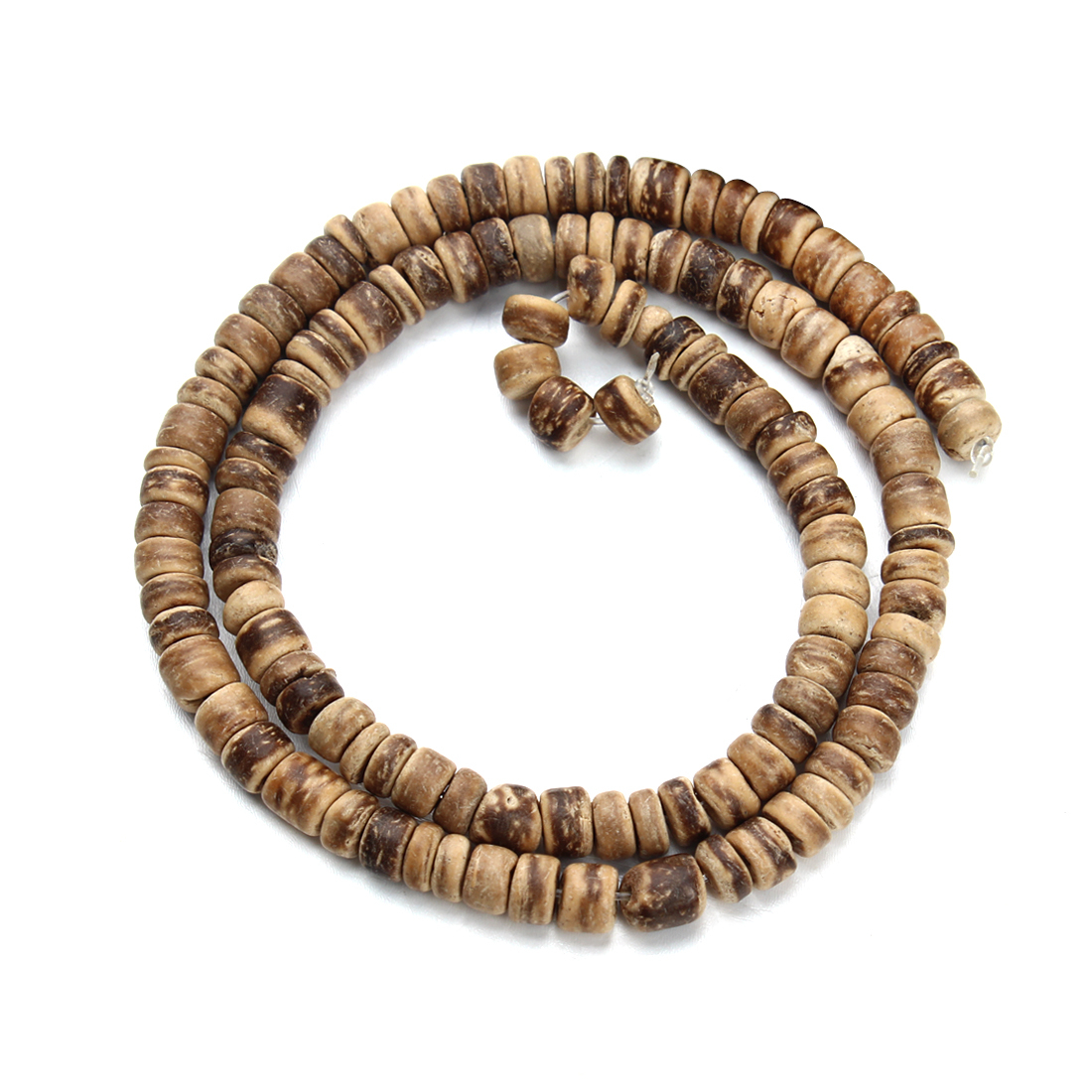Collier en bois perles rondes marron clair Collier en bois perles rondes marron clair