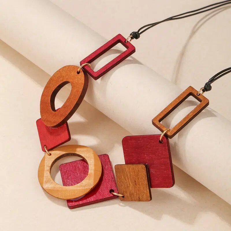 Collier en bois vintage géométrique Collier en bois vintage geometrique