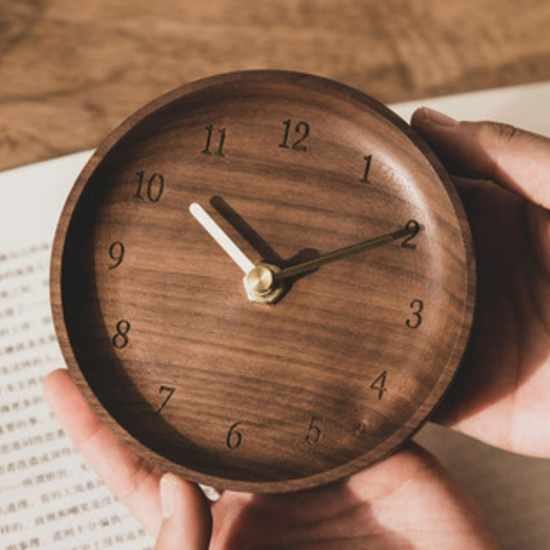Horloge en bois massif Horloge en bois massif