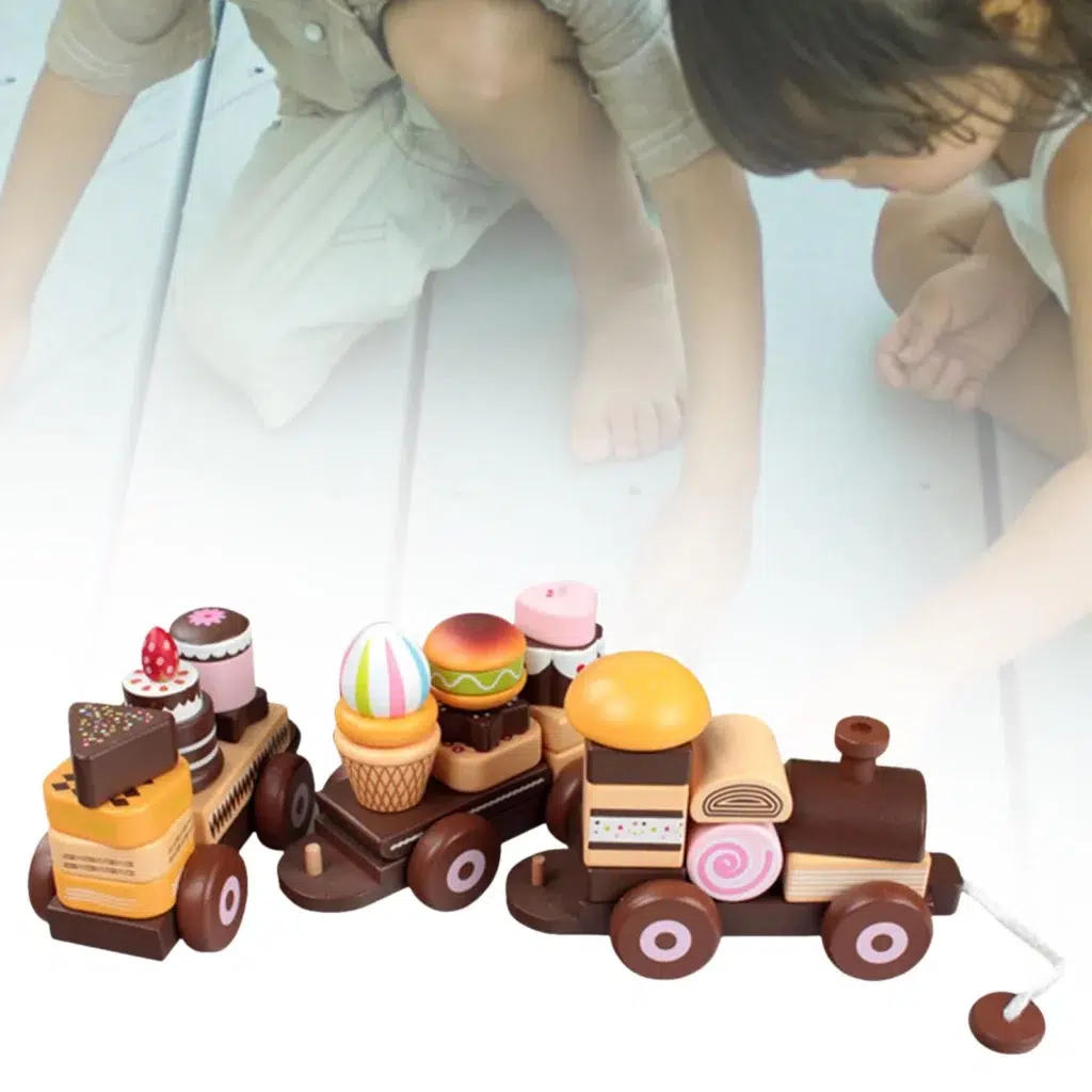 Jouet en bois train á gateaux montessori