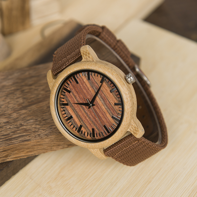 Montre en bois de bambou Montre en bois de bambou